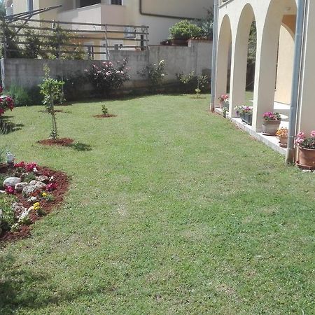 Apartment Barba Liznjan Ngoại thất bức ảnh