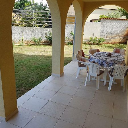 Apartment Barba Liznjan Ngoại thất bức ảnh